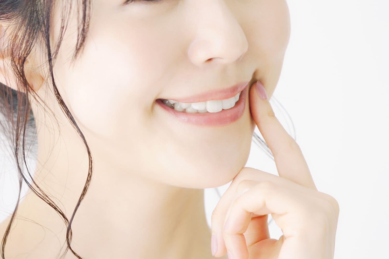 美しい口元づくりをサポートする審美治療